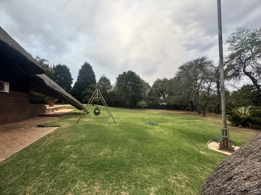 6 Bedroom Property for Sale in Doringkruin North West